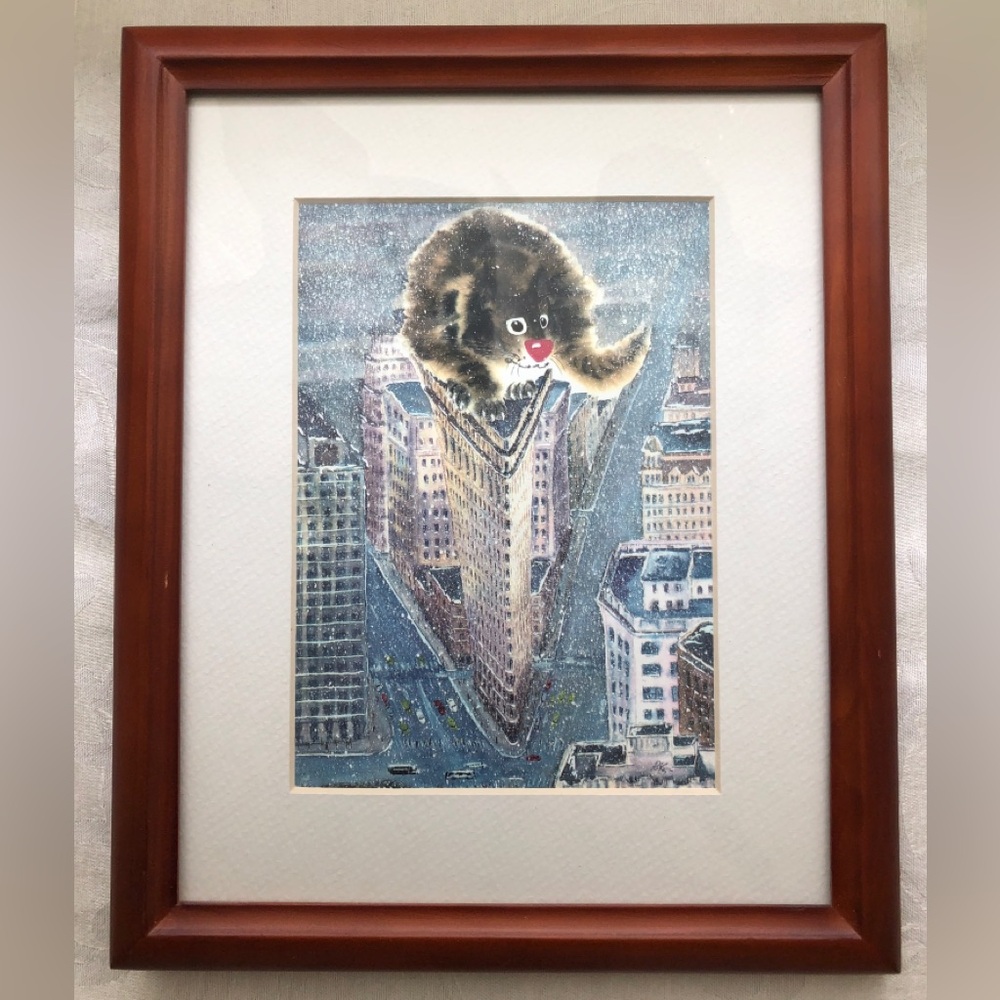 "Cat on the Flatiron Building" Framed Print